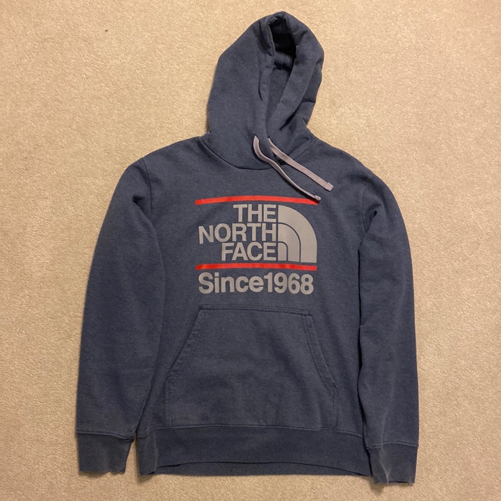 The North Face Heavyweight Sweatshirt. Size M